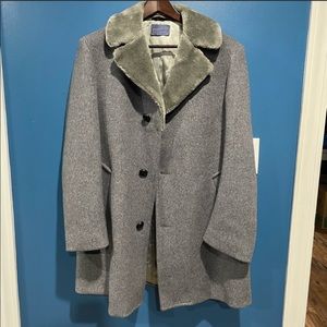 Vintage (1950’s) beautiful vintage Pendleton wool and shearling coat.